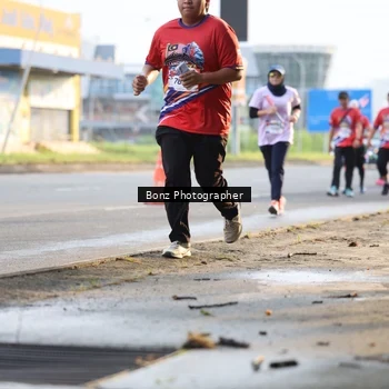 Runner Photo 5984411