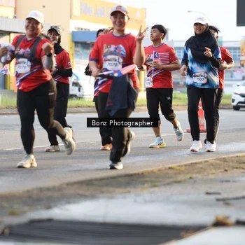 Runner Photo 5984412