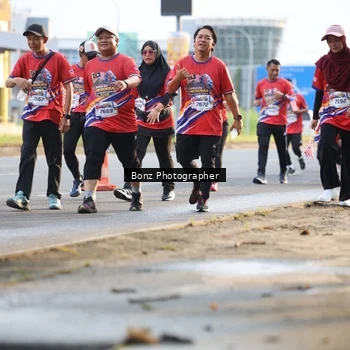 Runner Photo 5984456