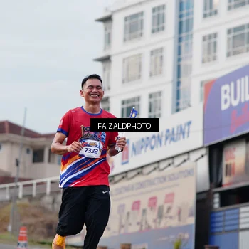Runner Photo 5984553