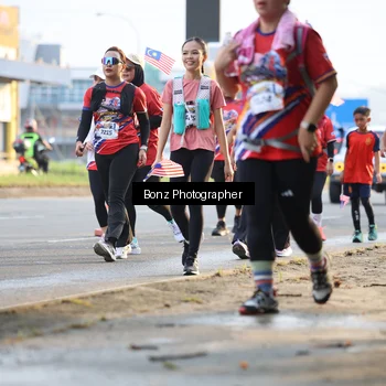 Runner Photo 5984635
