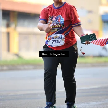 Runner Photo 5984740