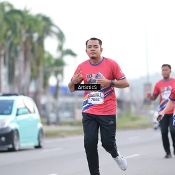 Runner Photo 5984785