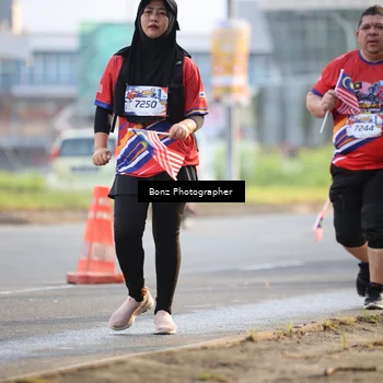 Runner Photo 5984836