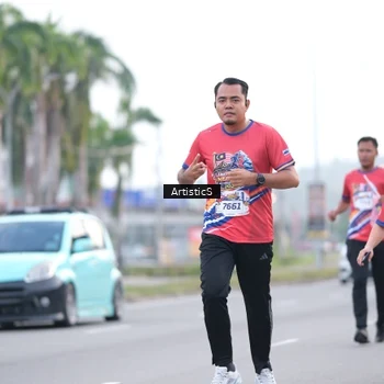Runner Photo 5984899