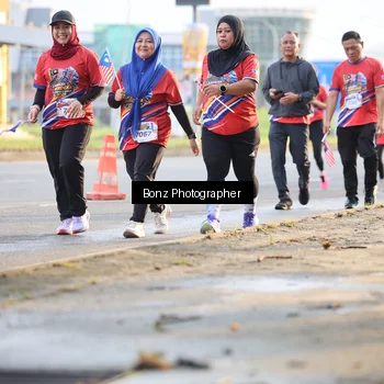 Runner Photo 5984943