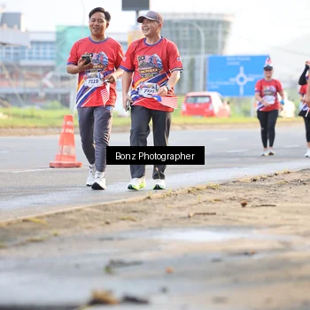 Runner Photo 5984981