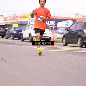Runner Photo 5985242