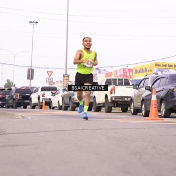 Runner Photo 5985679