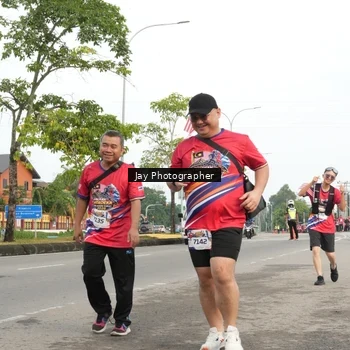 Runner Photo 5985681