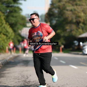 Runner Photo 5985943