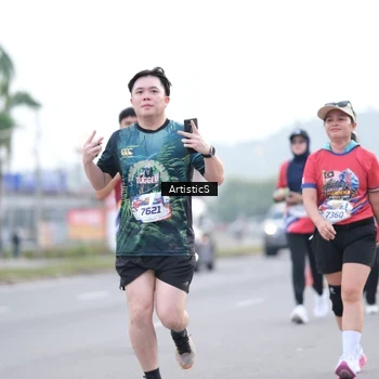 Runner Photo 5986235