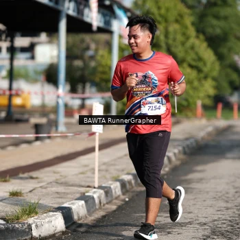 Runner Photo 5986420