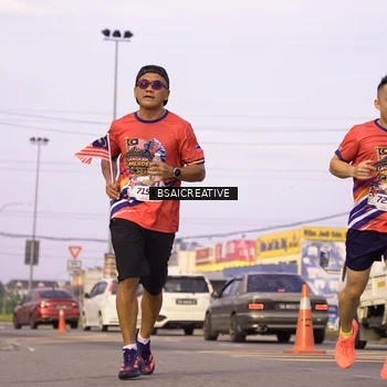 Runner Photo 5986472