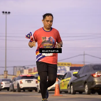 Runner Photo 5986704
