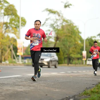 Runner Photo 5986827