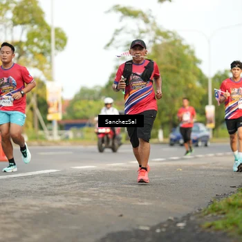 Runner Photo 5986937