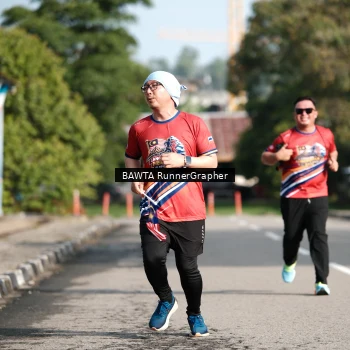 Runner Photo 5987246