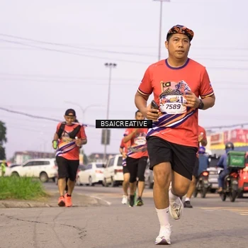 Runner Photo 5987260