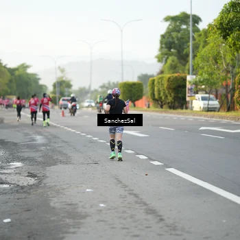 Runner Photo 5987675