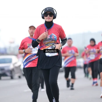 Runner Photo 5987994