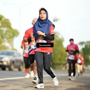 Runner Photo 5988072