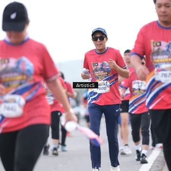 Runner Photo 5988398
