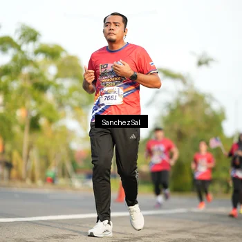 Runner Photo 5988464