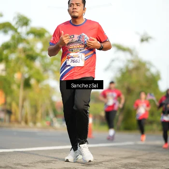 Runner Photo 5988467