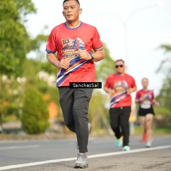 Runner Photo 5988546
