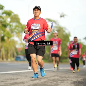 Runner Photo 5988579