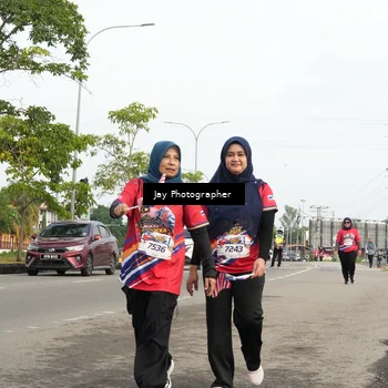 Runner Photo 5988774
