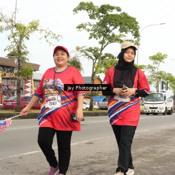 Runner Photo 5988789