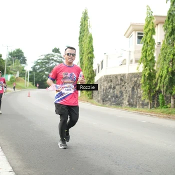 Runner Photo 5988938
