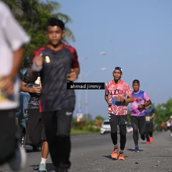 Runner Photo 5989669