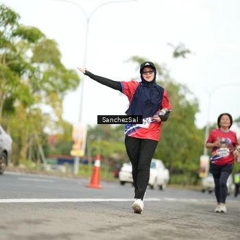Runner Photo 5989716