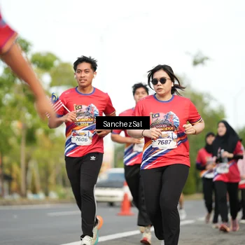 Runner Photo 5989816