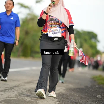 Runner Photo 5990052