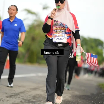 Runner Photo 5990054