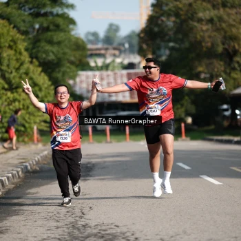 Runner Photo 5990111