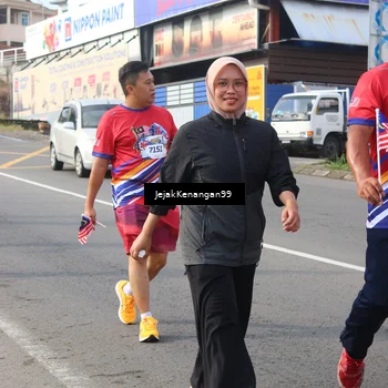 Runner Photo 5990370