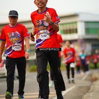 Runner Photo 5990510