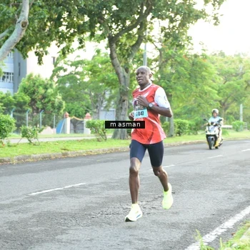 Runner Photo 5990515