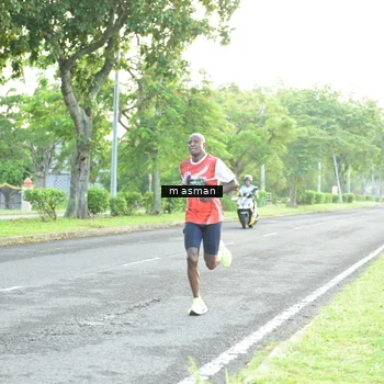 Runner Photo 5990524