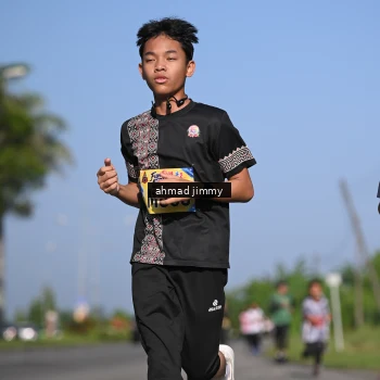 Runner Photo 5990546