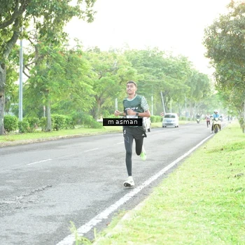 Runner Photo 5990592