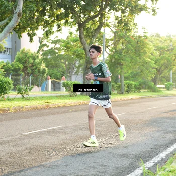 Runner Photo 5990842
