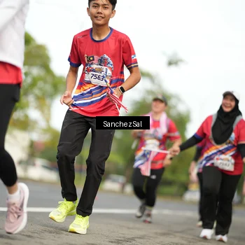 Runner Photo 5990863