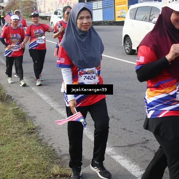 Runner Photo 5991010