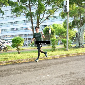 Runner Photo 5991034